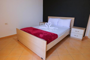 La Vista Del Marine Apartments